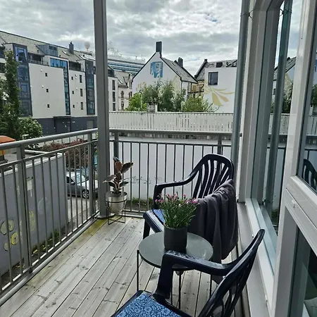 Apartment Ny Moderne I Sentrum